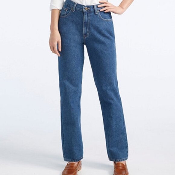 L. L. Bean Jeans Original Fit/Relaxed Rigid Denim. Medium Blue Wash. Size 12 - Picture 16 of 16